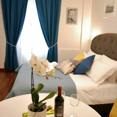 Casa vacanze San Teodoro Al Palatino Rooms&loft